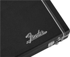 Fender Classic Series Strat/Tele Case For Electric Guitar -Ibanez Shop thumb d gallery base 743a5bf9