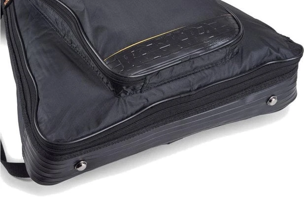 RockBag RB20506FV-B Deluxe Line Gigbag for Electric guitar Black RockBag RB20506FV-B Deluxe Line Gigbag For Electric Guitar Black -Ibanez Shop thumb d gallery base b2eac350